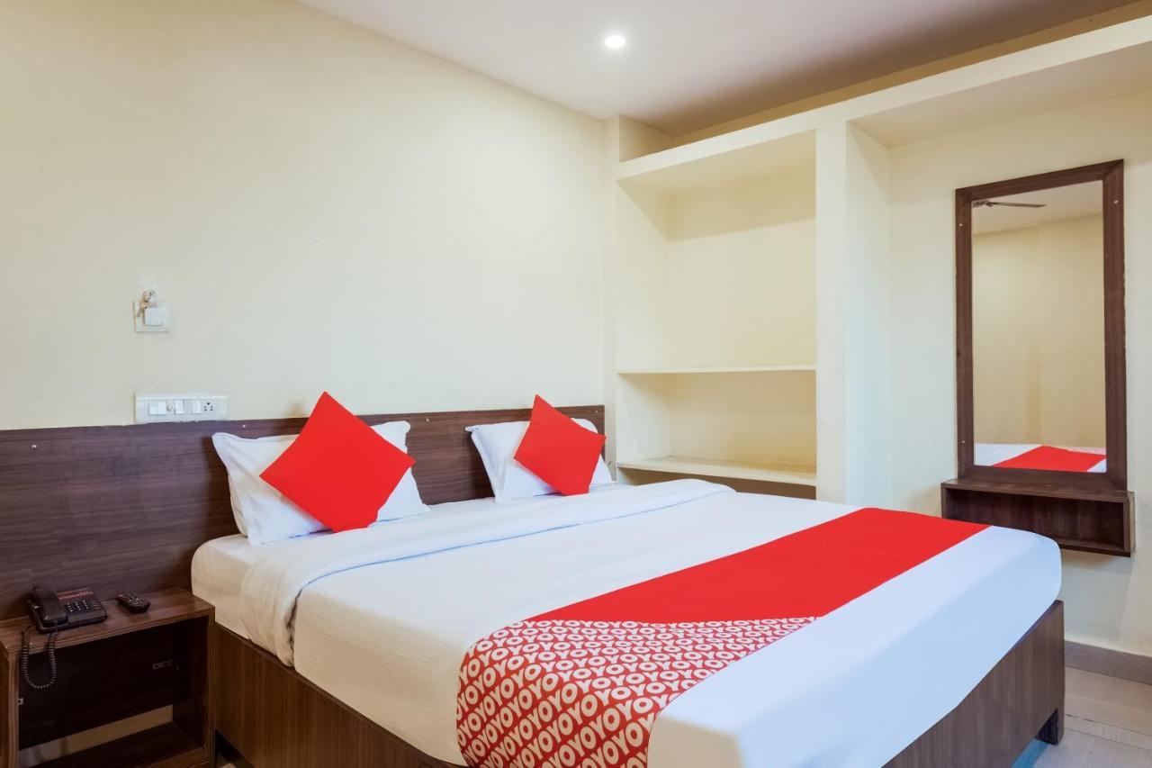 Hotel O Anu Grand Visákhapatnam Kültér fotó